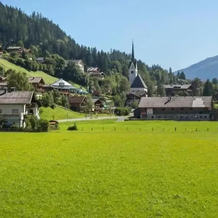 With Mountain Views In Wald Nyaraló *