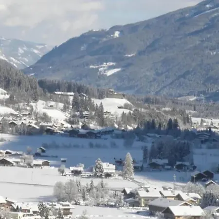 Nyaraló With Mountain Views In Wald