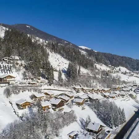 With Mountain Views In Wald * Wald im Pinzgau